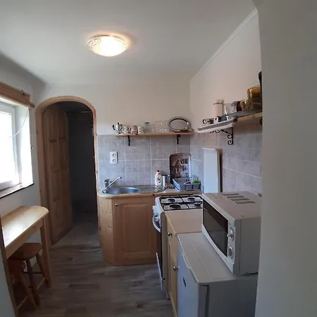 Πανσιόν Napsugar Vendeghaz Szigliget