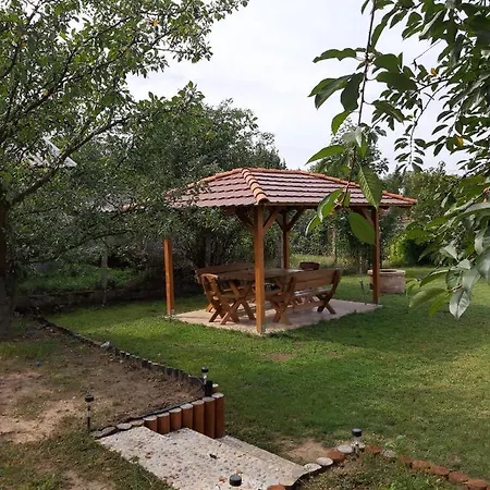 Napsugar Vendeghaz * Szigliget